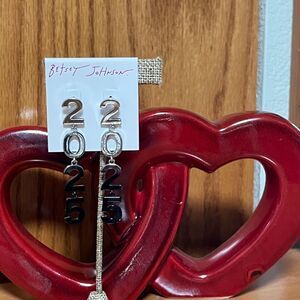 NWT Betsey Johnson 2025 Dangle Earrings #BJER